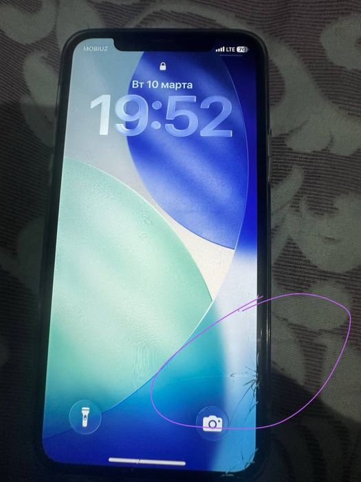 Iphone 11 pro. 64 gb. 72 yomkis.