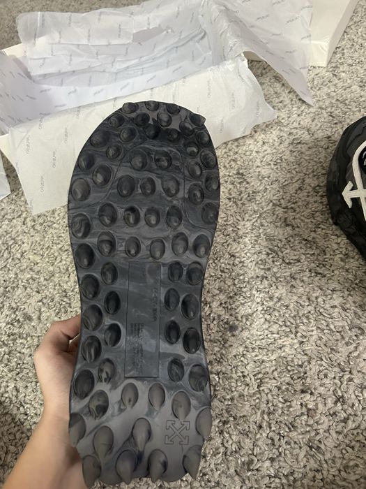 Vând Off White ODSY-1000