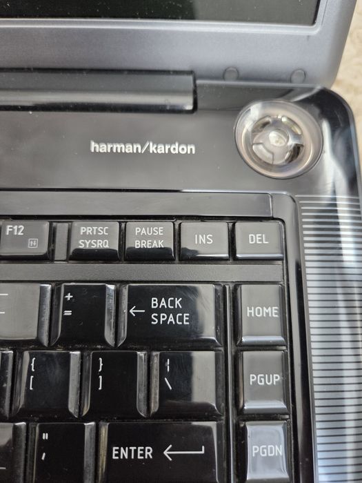 Toshiba Satelite лаптоп Тошиба