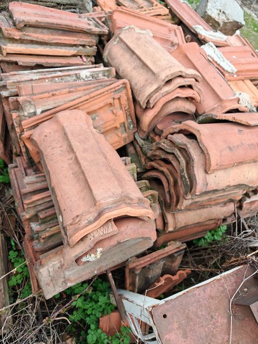 Подарявам керемиди