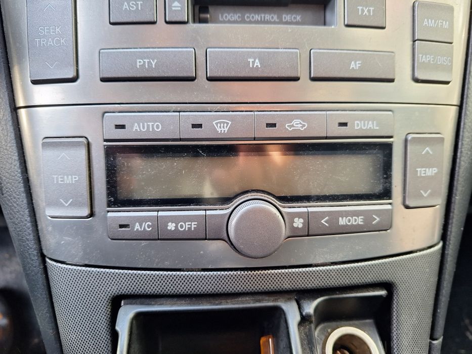 Управление климатроник Toyota Avensis / Тойота Авенсис 2005г.