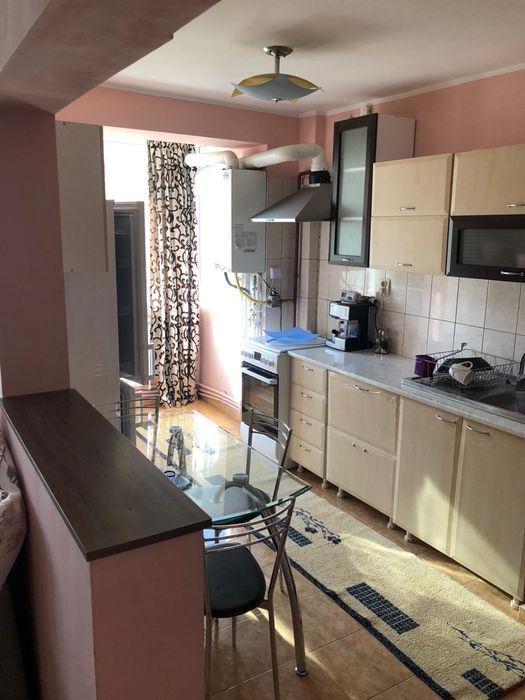 Apartament de inchiriat cu  2 camere in cartierul mazepa