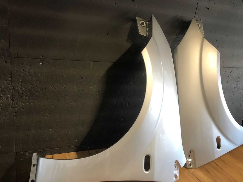 Aripa Fata Dreapta + Stanga Ford Fiesta 05-08 (MoonDust Silver (Gri))