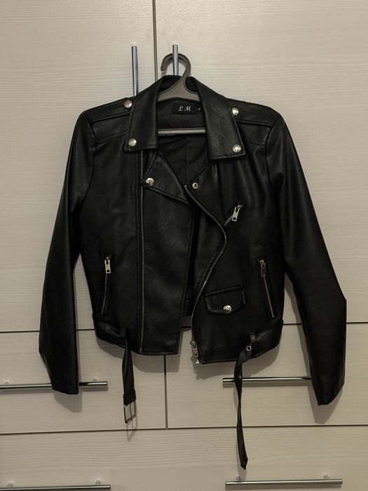 Одежда женская