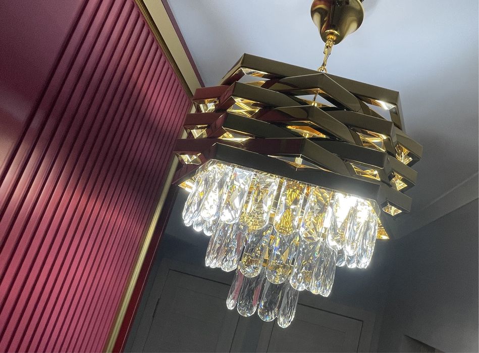 Люстра в отличном состоянии