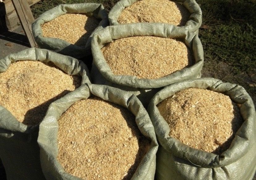 Опилка продам крупны мелки