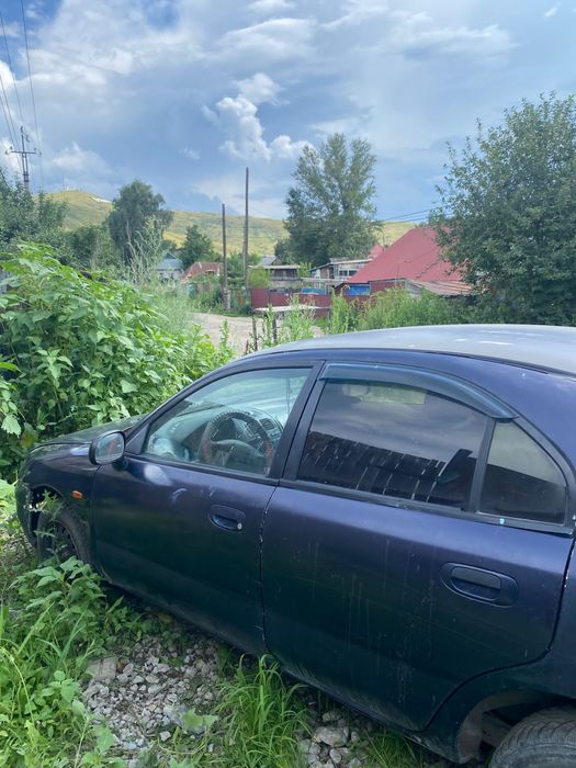 Обменяю  метцубиси коризма