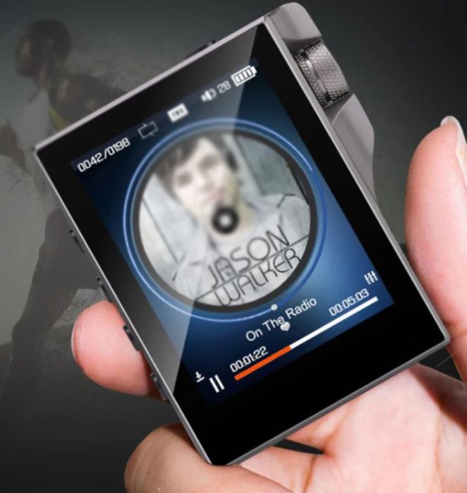 Q3     Hi Res музикален плеър  със слушалки Beyerdynamic