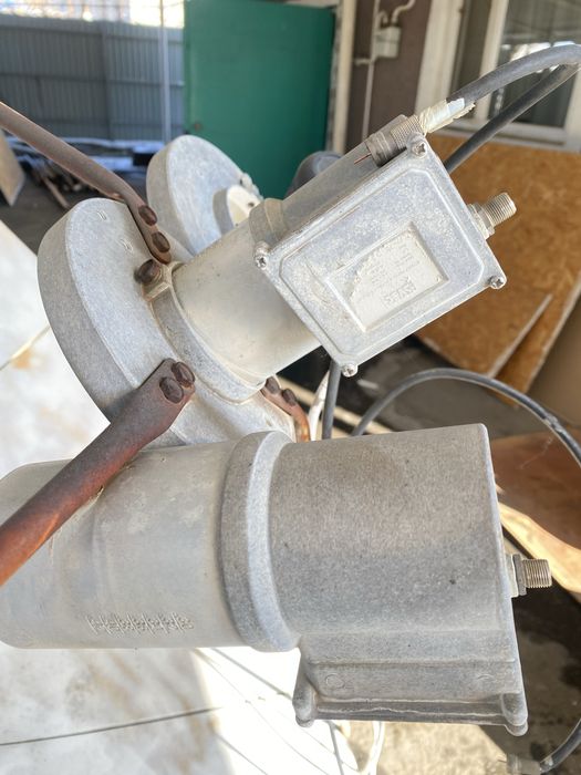 Пнтена спутниковое тарелка