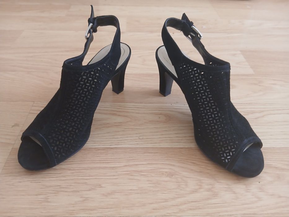 Rezervate - Sandale piele întoarsă 5th Avenue mărimea 38 – Stare excelentă (cu cutie)