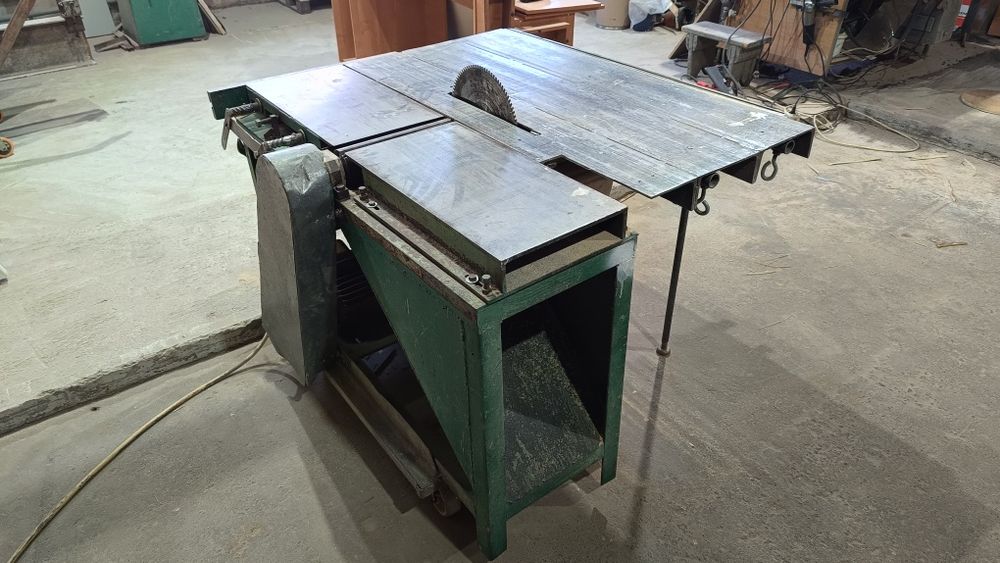 Циркулярный станок с Фуганком.