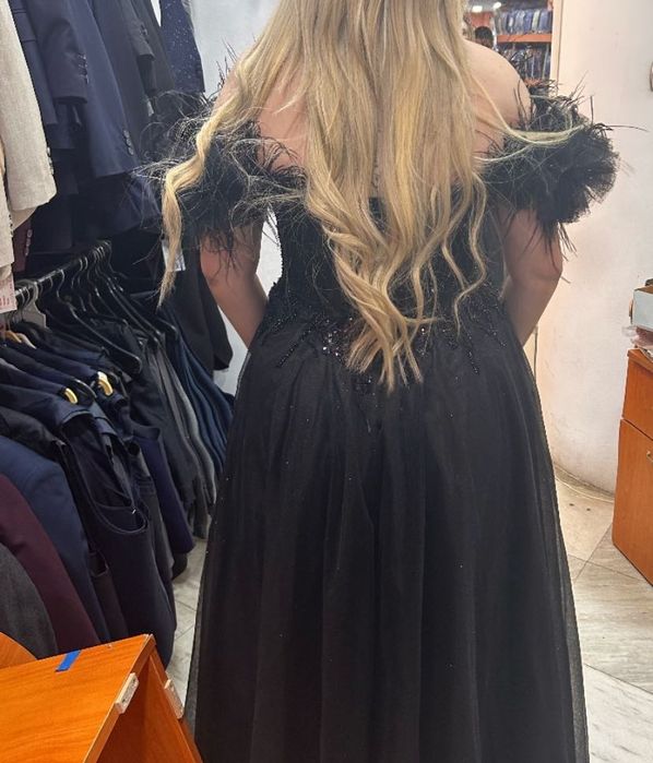 Продавам бална рокля