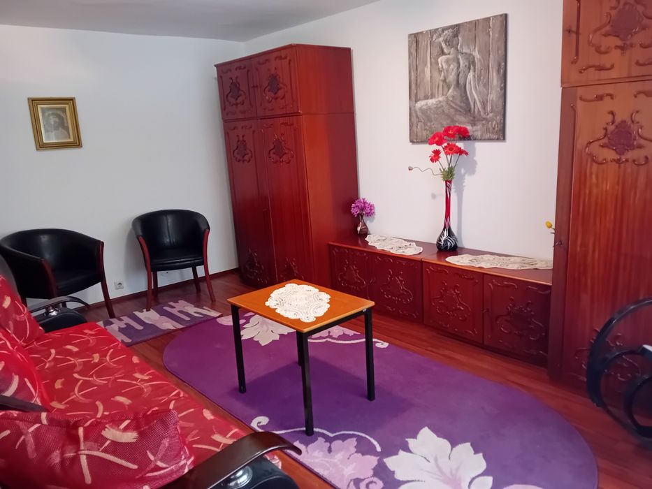 Inchiriez apartament 2 camere