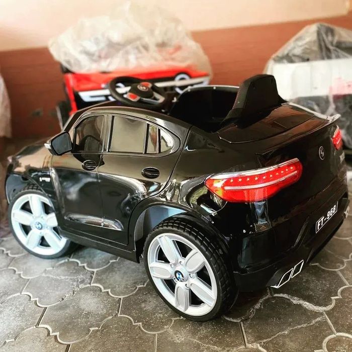 Детская машина с пультом BMW X6 bolalar mashinasi, подарок для детей