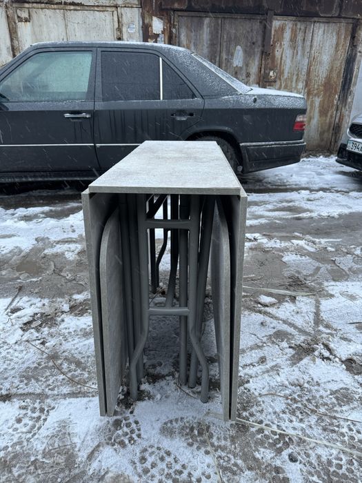 Продаётся складной стол 2,5 м