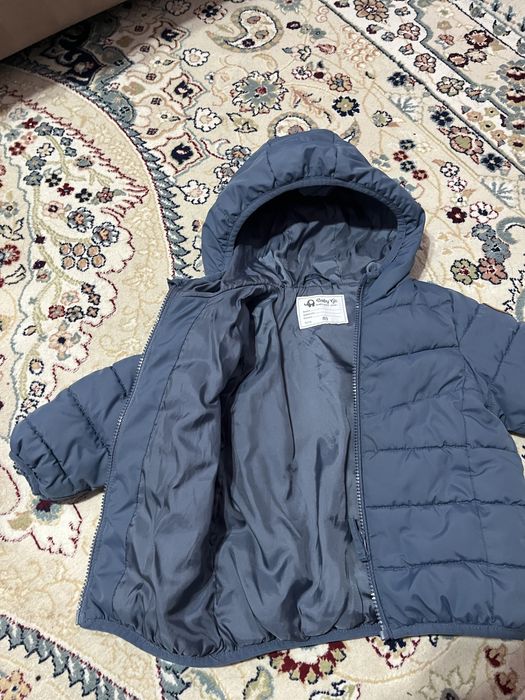 Продается детская куртка осень-весна