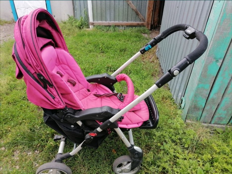 Детская коляска.