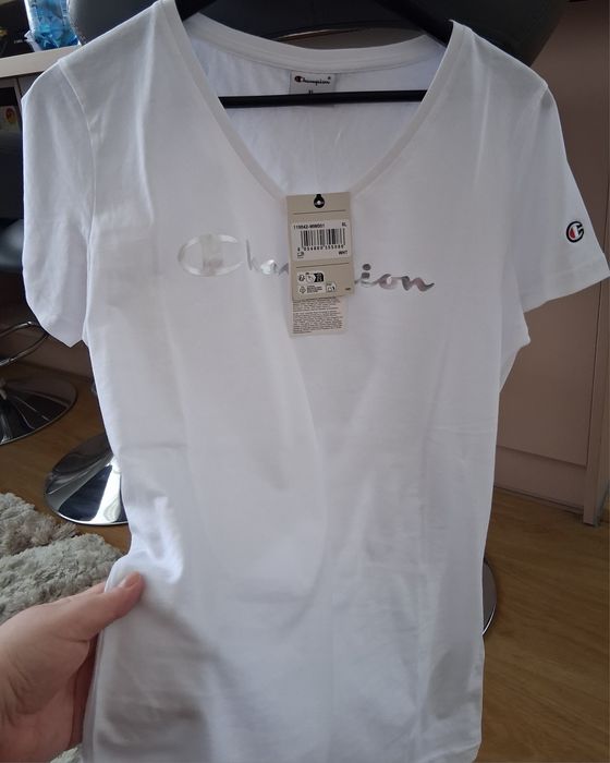 Tricou femei Champion nou cu eticheta