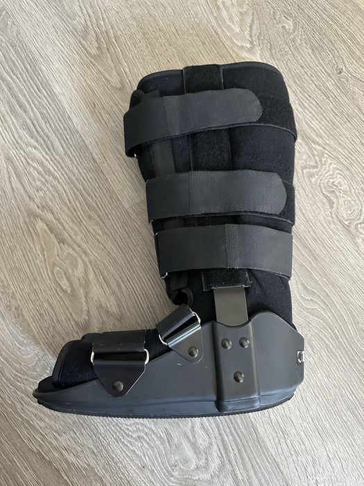 Orteza glezna cu perna de aer