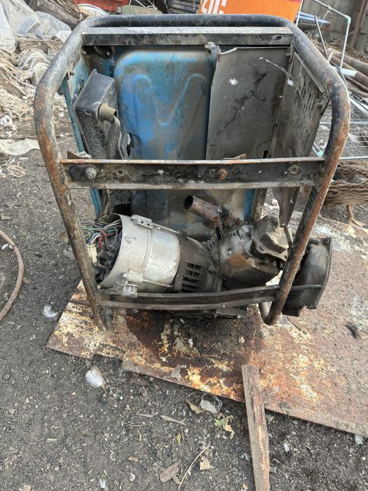 Продам бензопилы на запчасти