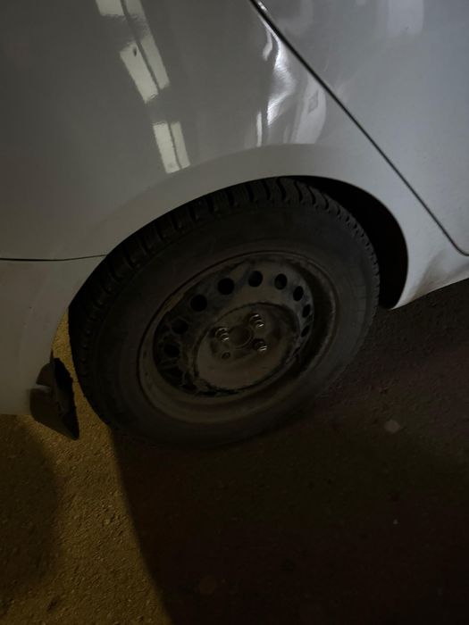 Зимние шины с шипами