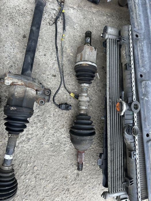 Полуоска/Полуоски за Рено Колеос 2.0dci 4x4