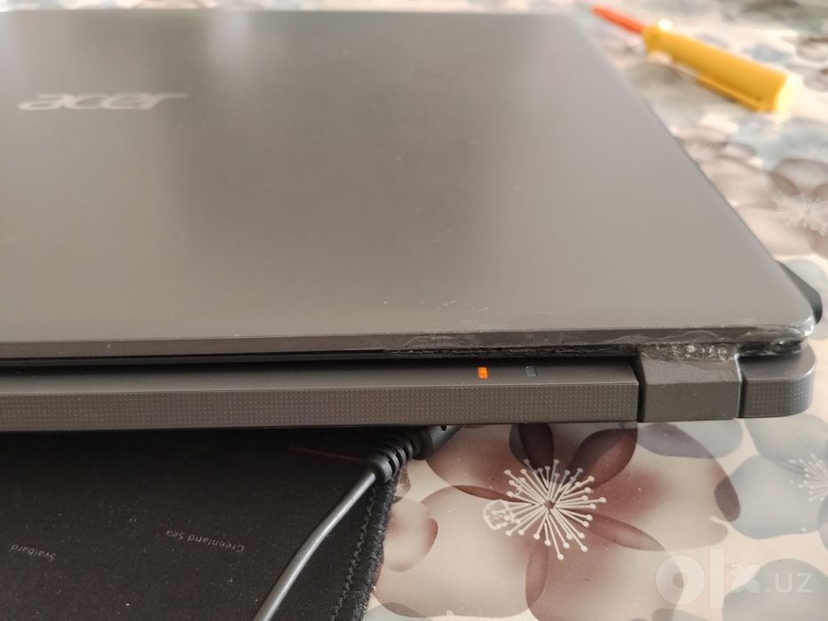 Ноутбук ACER I5/8/256