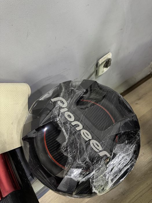 Сабвуфер Pioneer 1300w