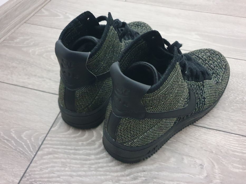 Маратонки Nike Air Force 1 Ultra Flyknit Mid