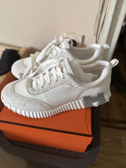 HERMES Grey/White Bouncing Sneaker