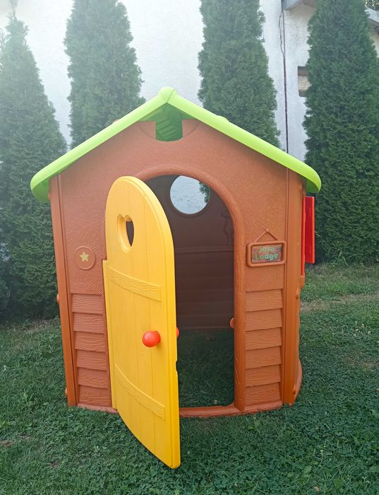 Детска градинска къщичка Smoby - отлично състояние