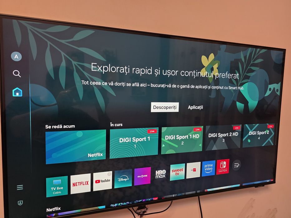 Televizor Samsung LED 43BU8072, 108 cm, Smart, 4K Ultra HD, Ultra Slim