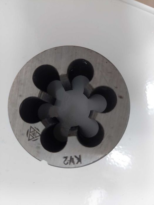 Сверло, плашка, шлифкруг