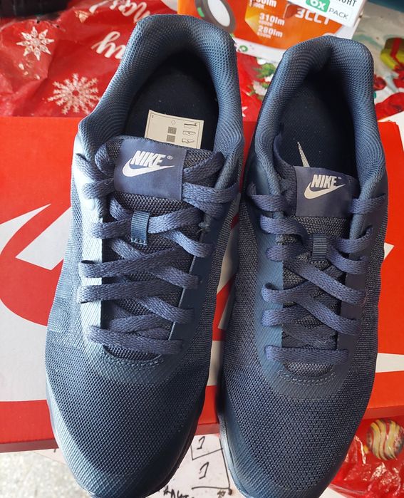 Nike AIR MAX Invigor-43 номер, стелка 27,5см.