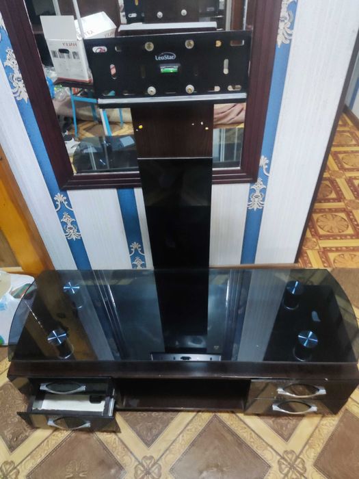 podstavka tv, Подставка под телевизор