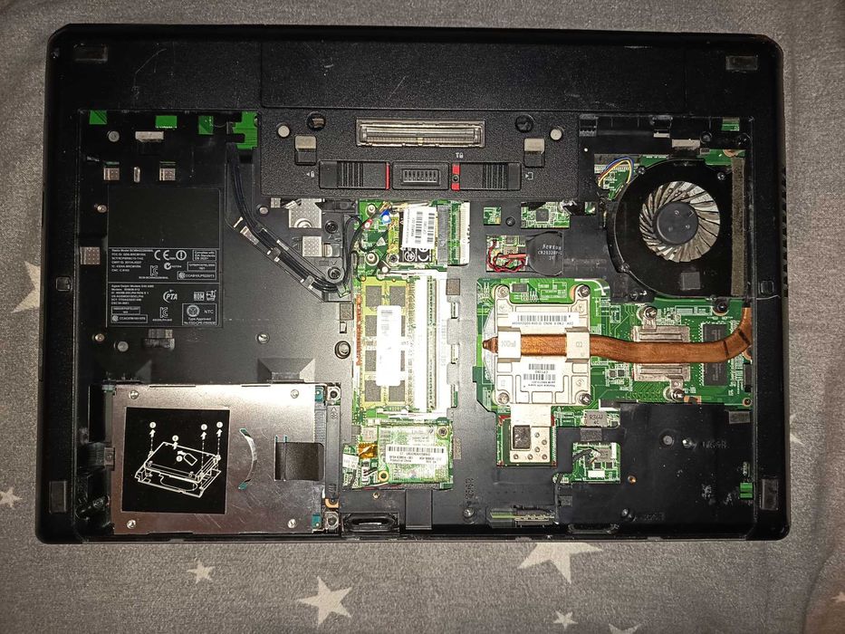 Placa baza laptop HP Probook 6570b, video Radeon HD 7570m 1gb ddr5, suport i7 gen 3, gratis carcasa completa + tastaura si baterie