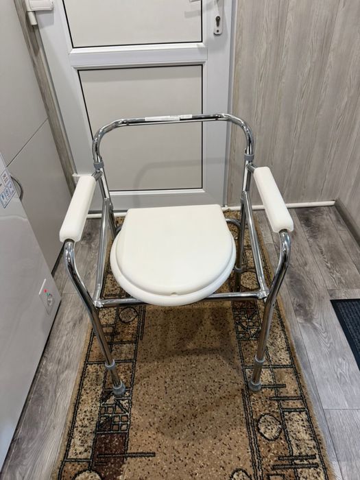 Био туалет новый.