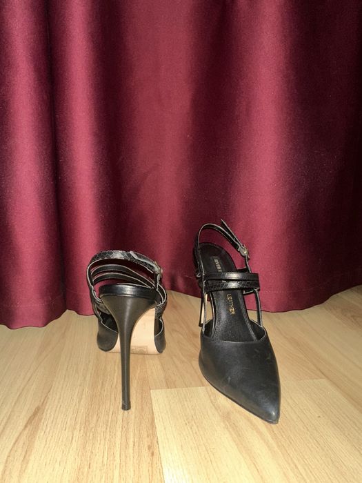 Черни токчета размер 39 River Island