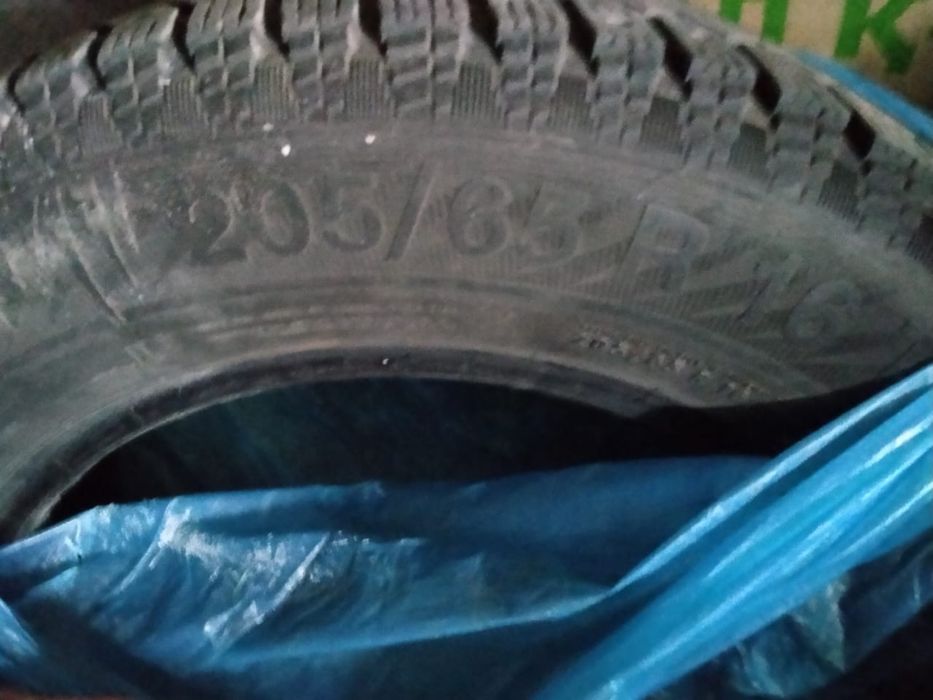 Продам шину на 16