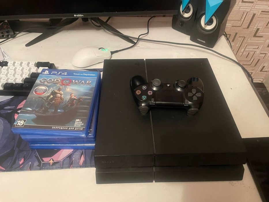 PS4 Fat с дисками