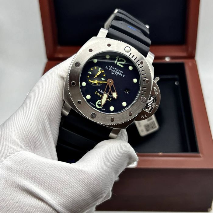 Luminor Panerai - GMT