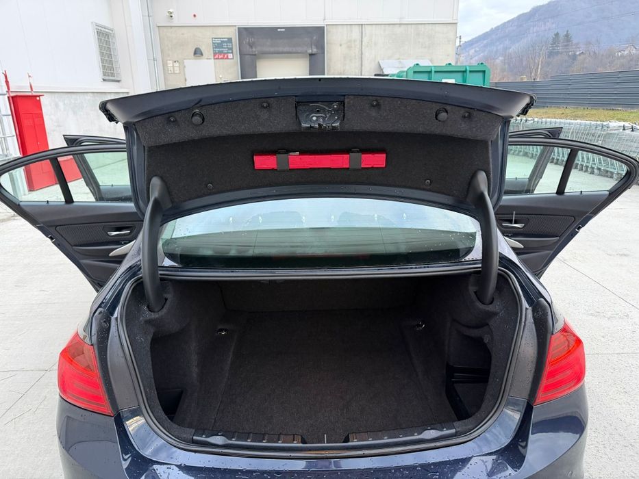 BMW F30 / Seria3 ( 116cp) / Euro 5 /2013 !