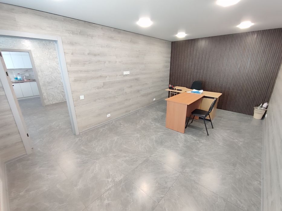 Продается 2-комн (1-52, 1 эт)