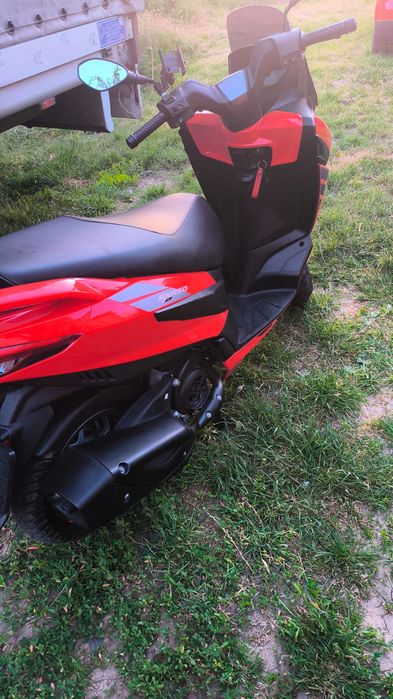 Scuter Aprilia SR 50