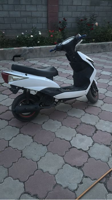 Продам м8 лия сток