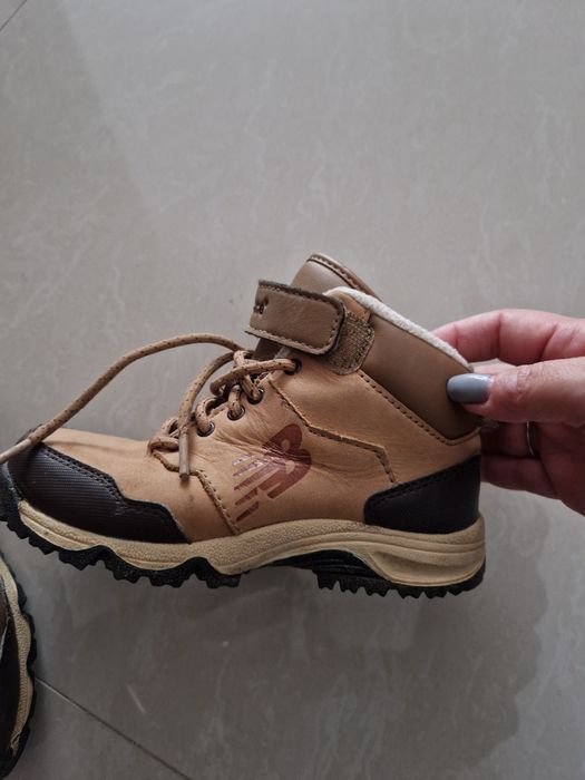 Ghete toamna New Balance Nr 28.5