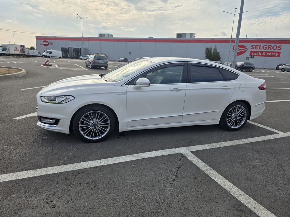 Ford Modeo Hybrid 2.0