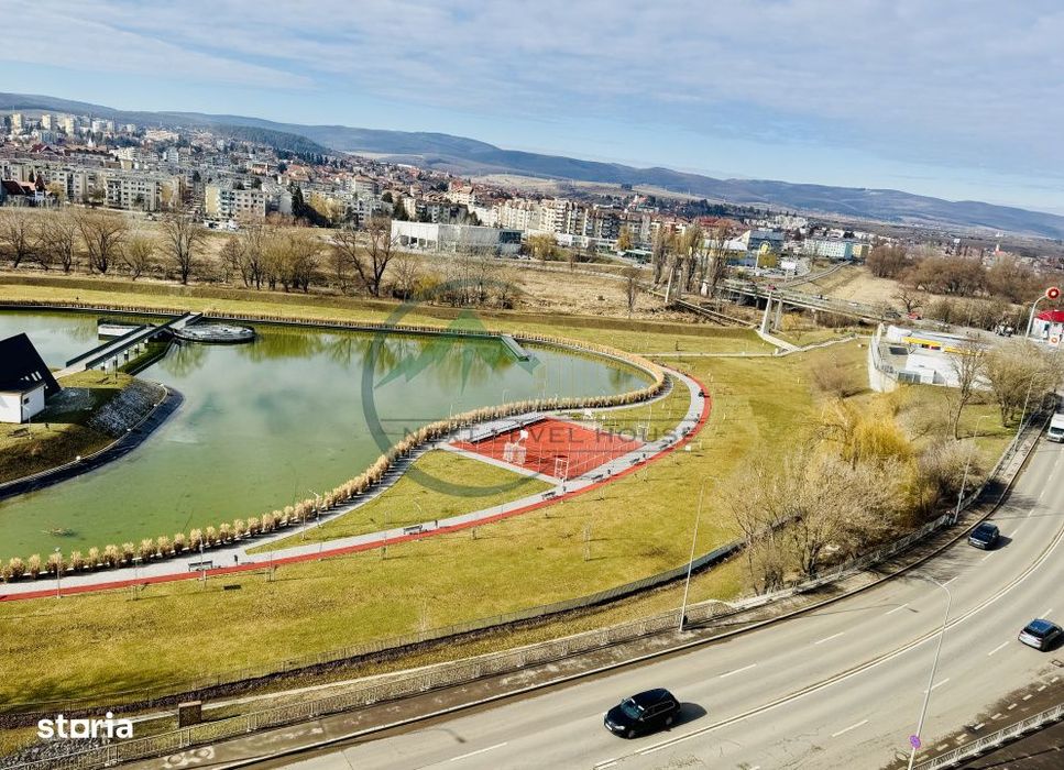 Apartament 3 camere, 2 bai, decomandat, etaj intermediar, str. Lt.Pais