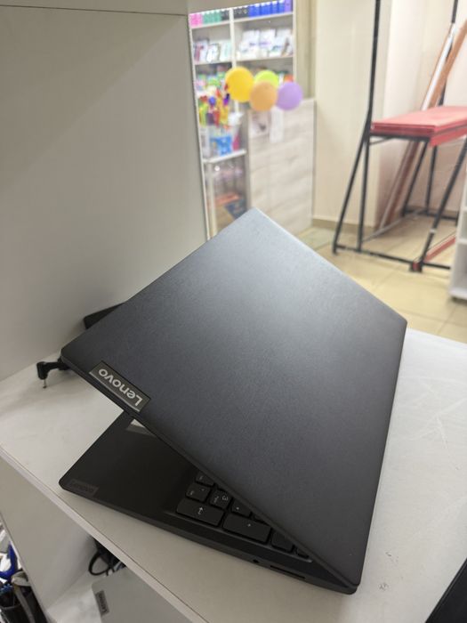 Ноутбук lenovo в ттличном состоянии