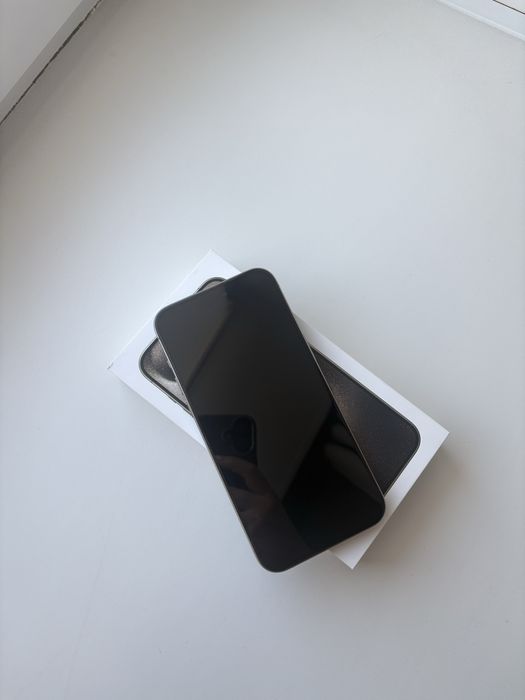 Продам iPhone 15 pro max (256gb)